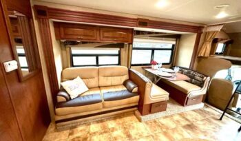 
										2014 Jayco Greyhawk 31FK full									