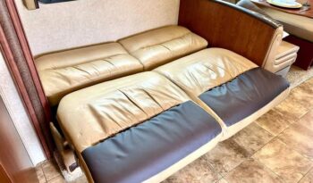 
										2014 Jayco Greyhawk 31FK full									