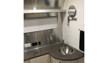 
										2016 Airstream International Serenity 30 full									