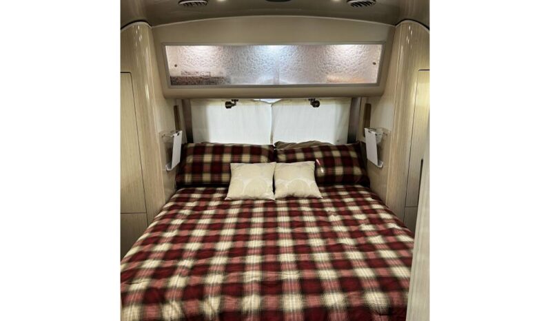 
								2016 Airstream International Serenity 30 full									