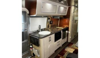 
										2016 Airstream International Serenity 30 full									