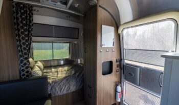 
										2023 Airstream CARAVEL 20FB Travel Trailer full									