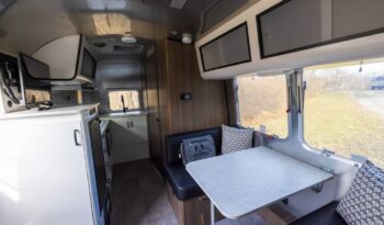 
										2023 Airstream CARAVEL 20FB Travel Trailer full									