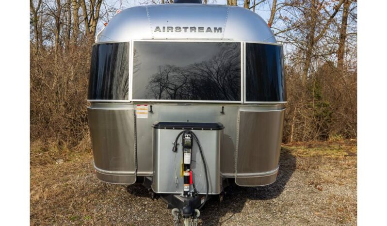 
								2023 Airstream CARAVEL 20FB Travel Trailer full									