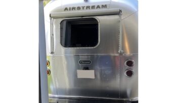 
										2022 Airstream CARAVEL 22FB Travel Trailer full									