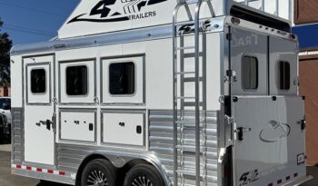 
										2025 4 Star 3-Horse Bumper Pull Trailer full									