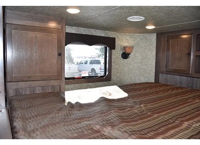 
								2018 Lakota Charger 4-Horse Trailer full									