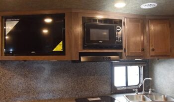 
										2018 Lakota Charger 4-Horse Trailer full									